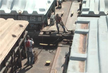 Traffic on Mississippi River Starts to Move Slowly After Barge Accident ...